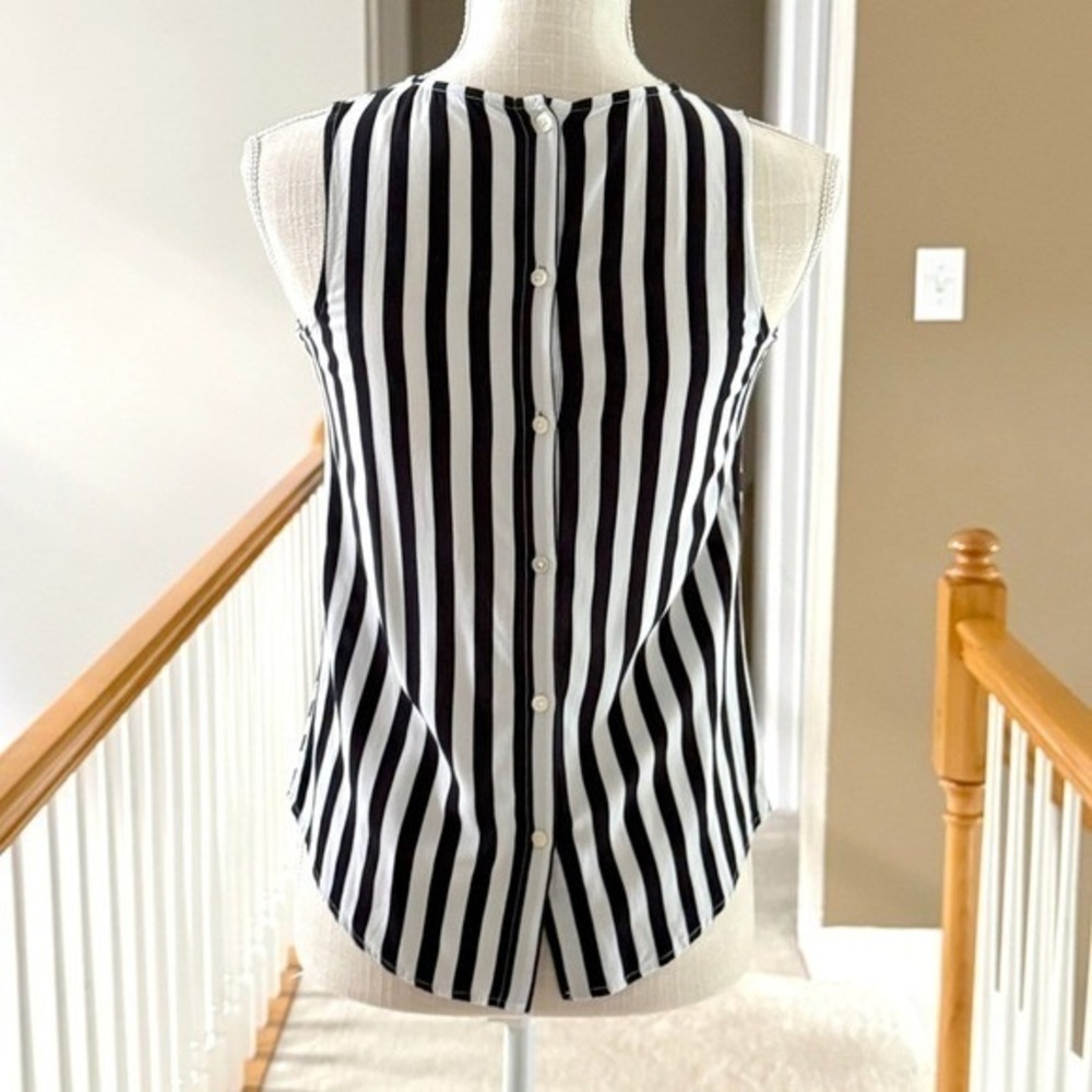 Loft Petites Black White Striped Tie Front Sleeveless Shell Top XXSP Button Back - Picture 4 of 10